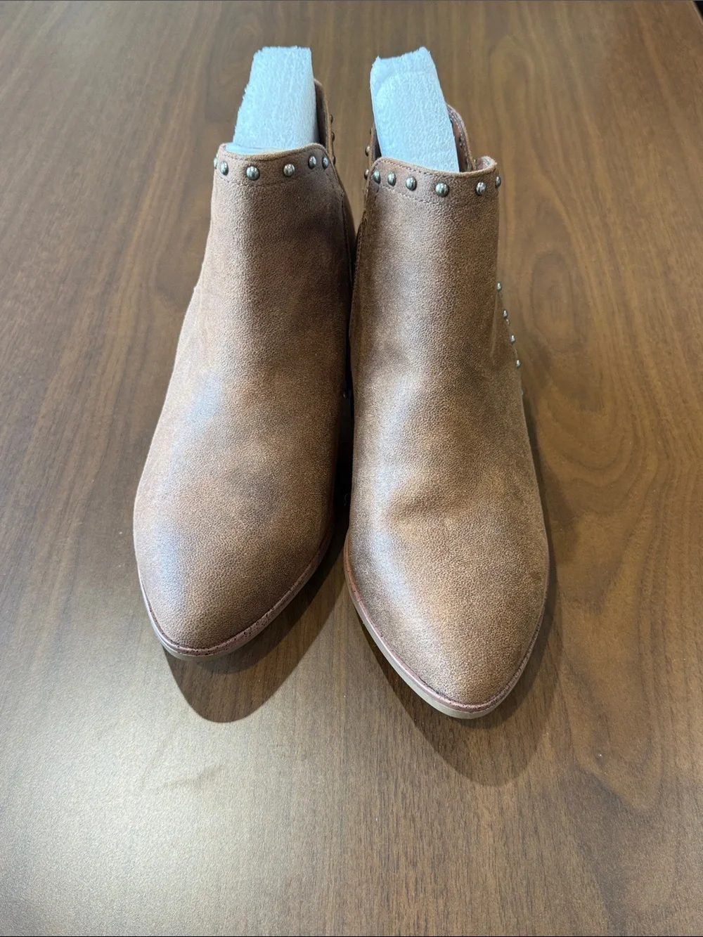 MIA ankle booties